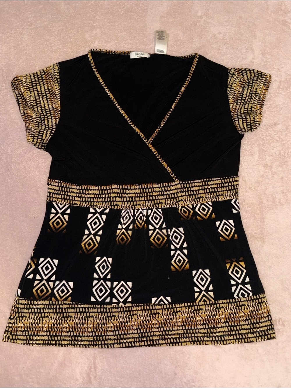 Vintage Liz & Co. Black Gold Geometric Print Top✨